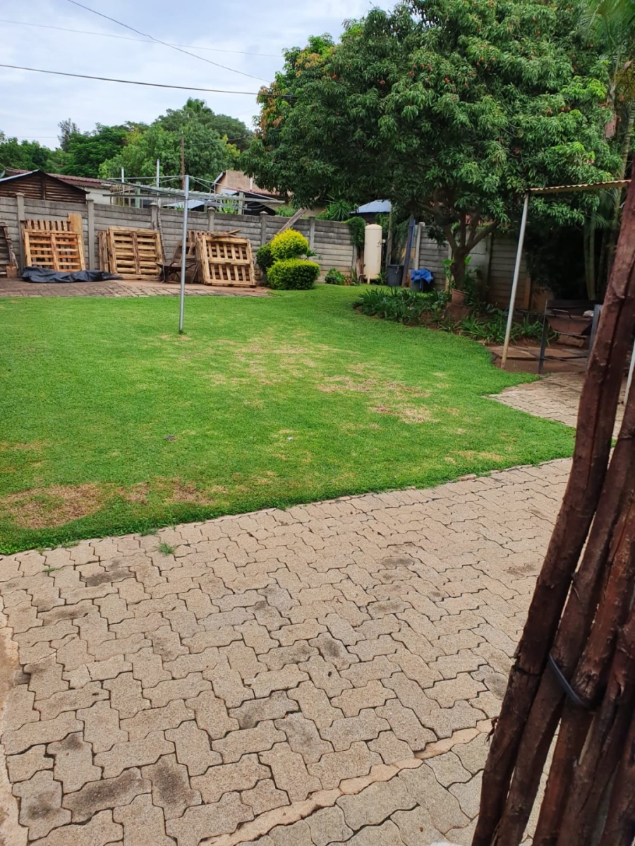 3 Bedroom Property for Sale in Geelhoutpark North West